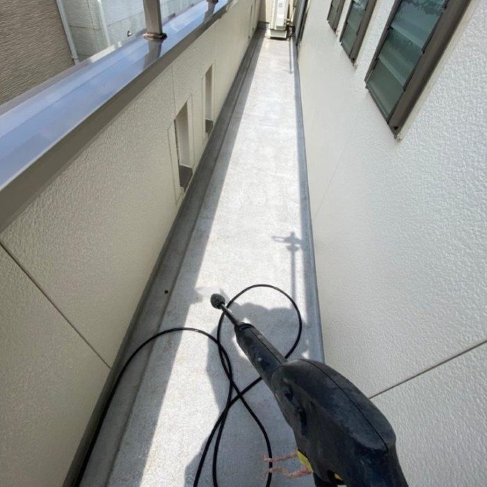 ベランダの防水工事（トップコートのみ）｜東京都江東区のS様邸にて雨漏り修理