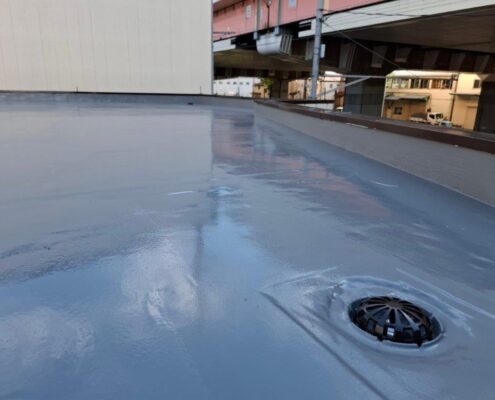 東京都足立区舎人 工場倉庫屋上防水 通気緩衝工法 ドレン周辺仕上がり